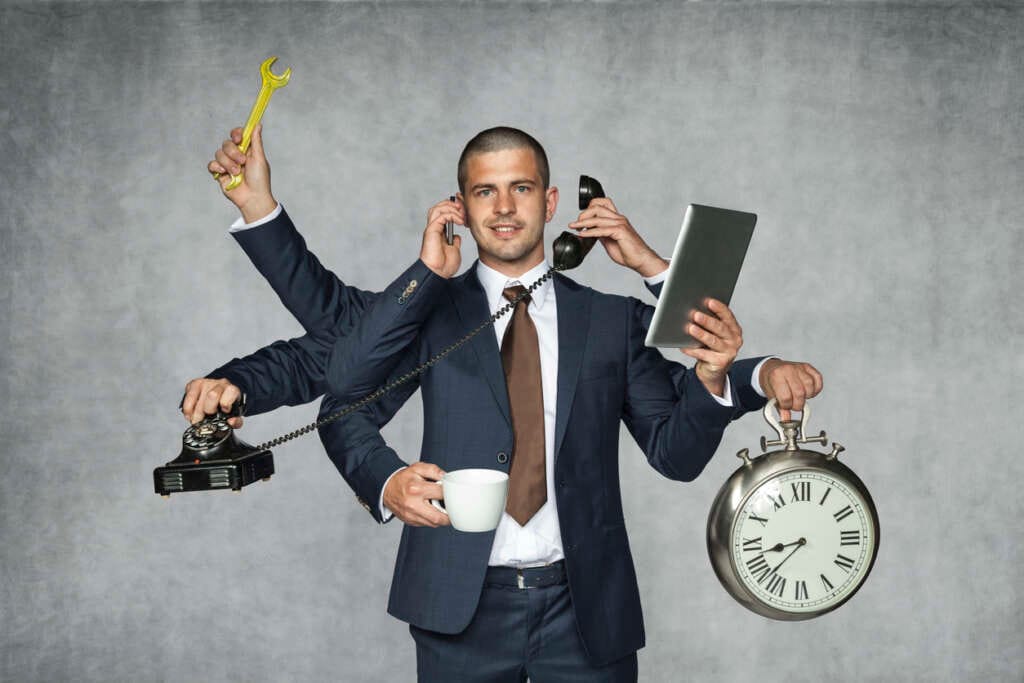 Managers who can multi-task are key to cooperation between rival firms