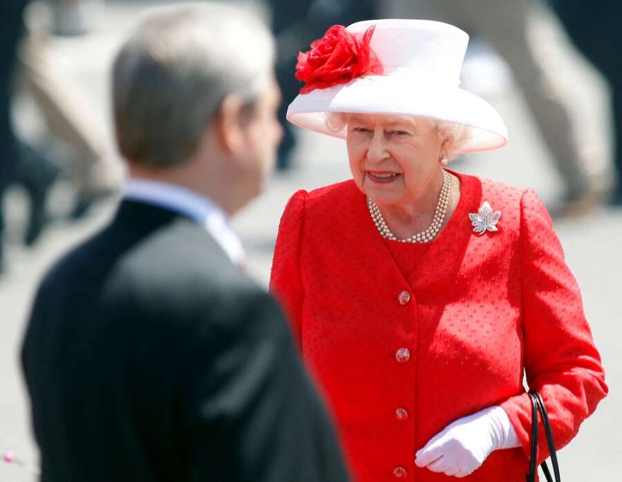 Royal wardrobe: a look at Queen Elizabeth&#8217;s unique fashion style
