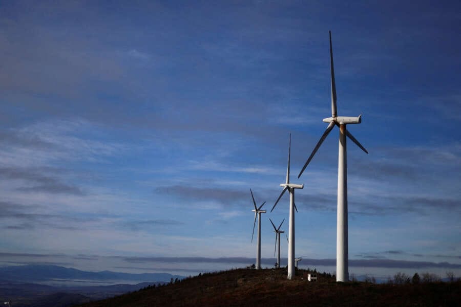 New global renewables capacity additions to rise by a third this year &#8211; IEA