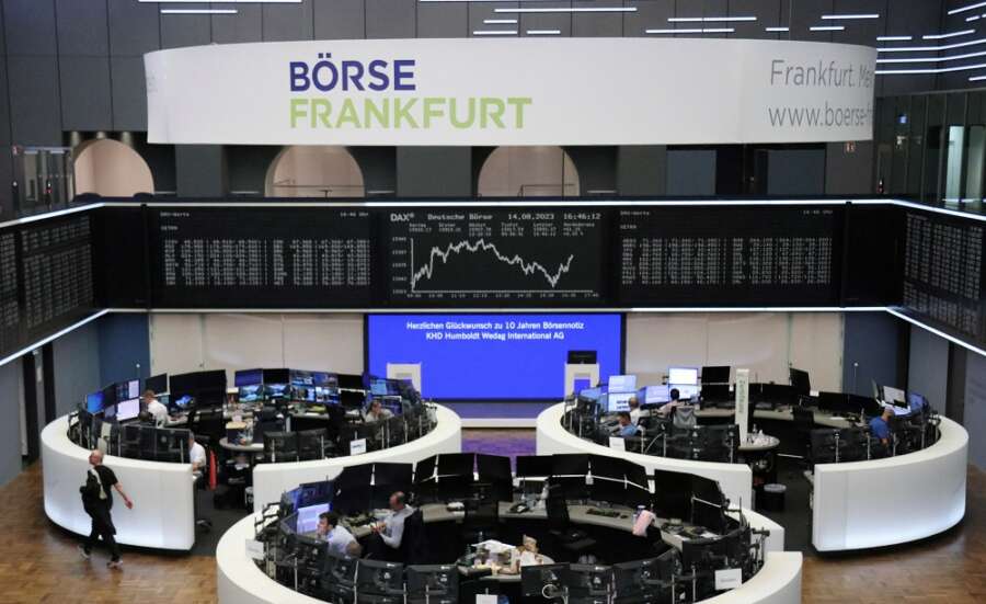 Sweden, UK lead European shares lower on rate-hike fears