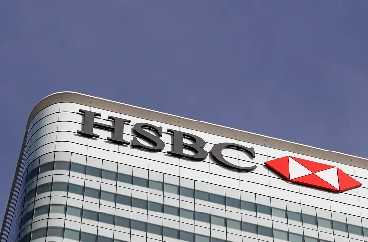HSBC looks to double UK wealth business as banks target &#8216;mass affluent&#8217;