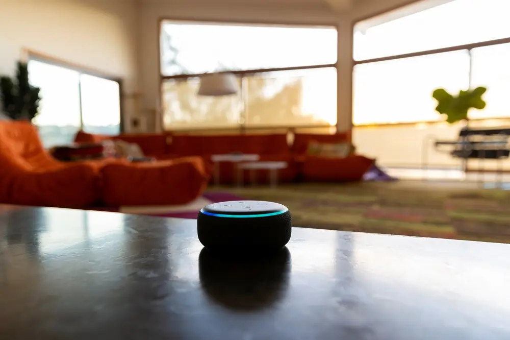 Exclusive-Amazon turns to Anthropic&#8217;s Claude for Alexa AI revamp