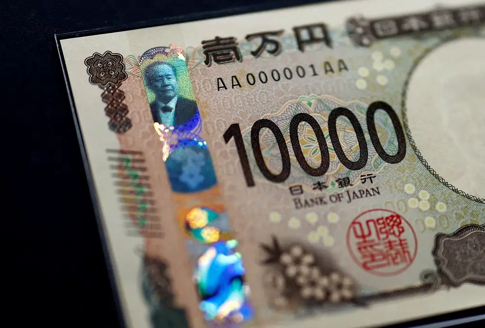 Dollar drops after inflation data, Yen rebounds on Ishiba win