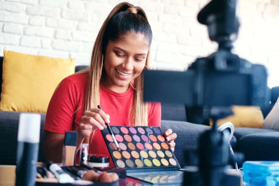 Scibids helps Charlotte Tilbury Beauty reduce cost per acquisition (CPA) by 29% with custom bidding