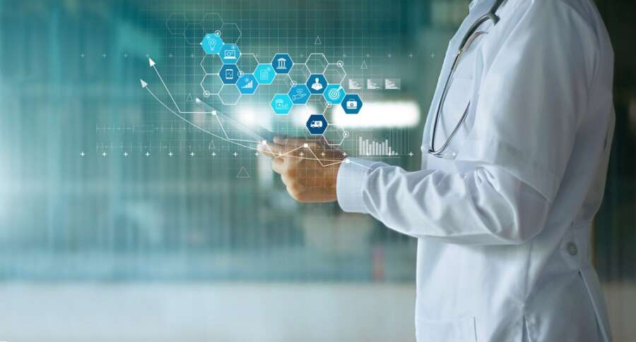 Shorter pay cycles needed to support healthcare professionals