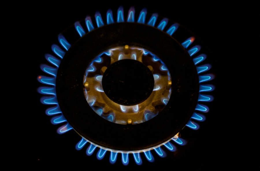 Analysis-&#8216;New shock&#8217; for European markets as gas price spike fuels inflation fears