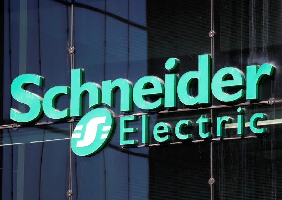 France&#8217;s Schneider considers full buyout of AVEVA