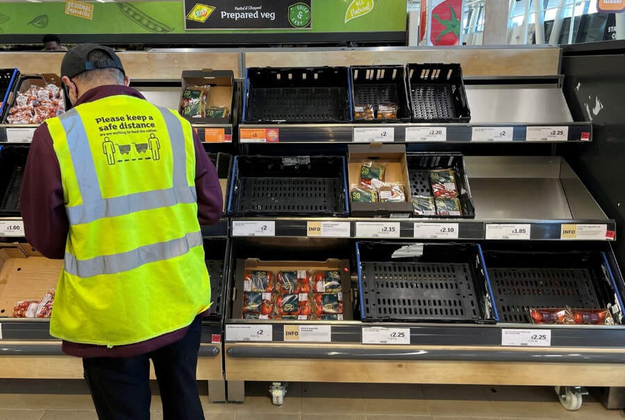 Over half of Britons say loyalty cards encourage them to buy a product &#8211; NIQ
