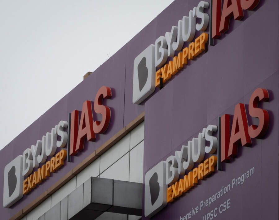 Explainer-Top Indian startup Byju&#8217;s battles auditor criticism, board exits