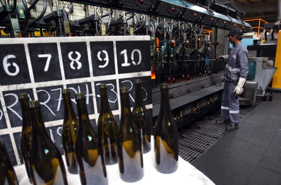 Australia&#8217;s Orora confirms talks to buy French glass bottles maker Saverglass