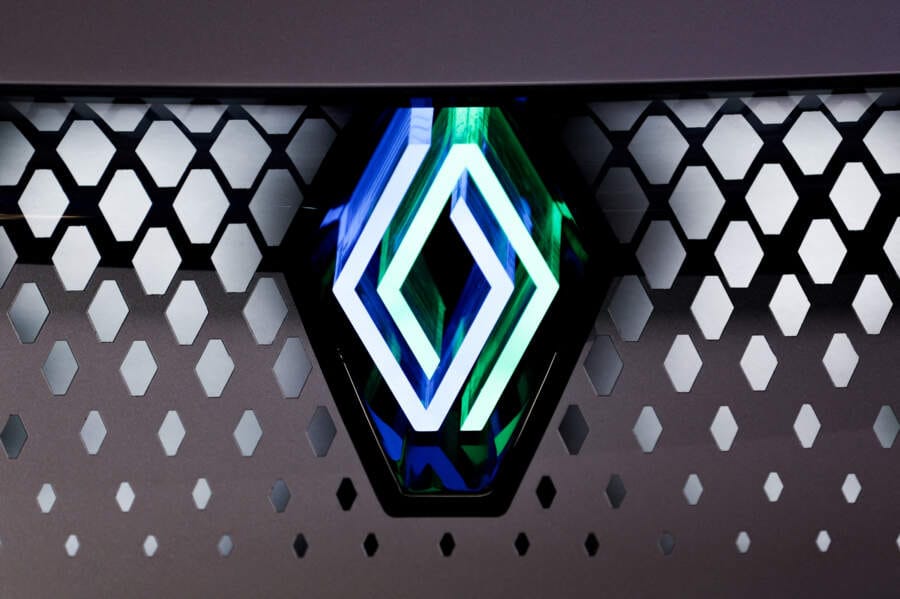 Renault brings in Volvo, CMA CGM for electric van project