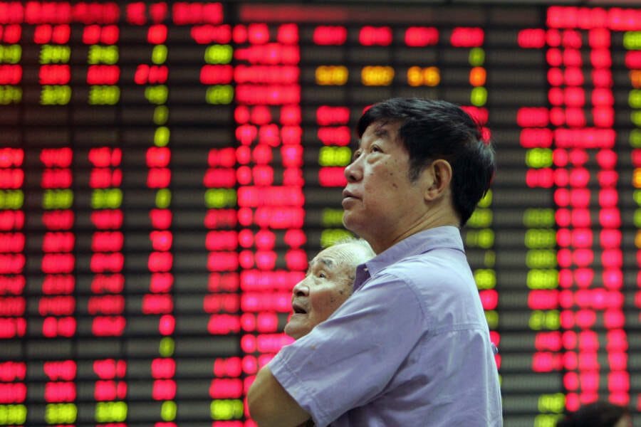 China&#8217;s exchanges restrict stock selling by some hedge funds