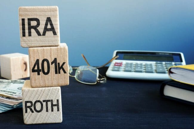 IRA vs 401k: Which One Should You Get?