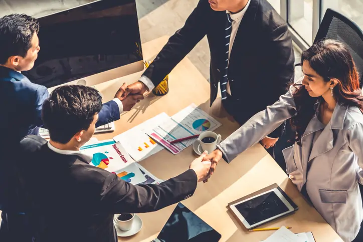 Asset acquisition vs business combination