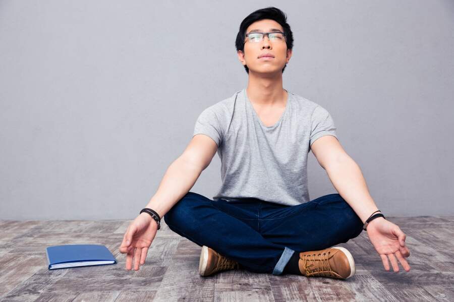 WELLBEING TIPS TO MANAGE STRESS WHILST WORKING FROM HOME