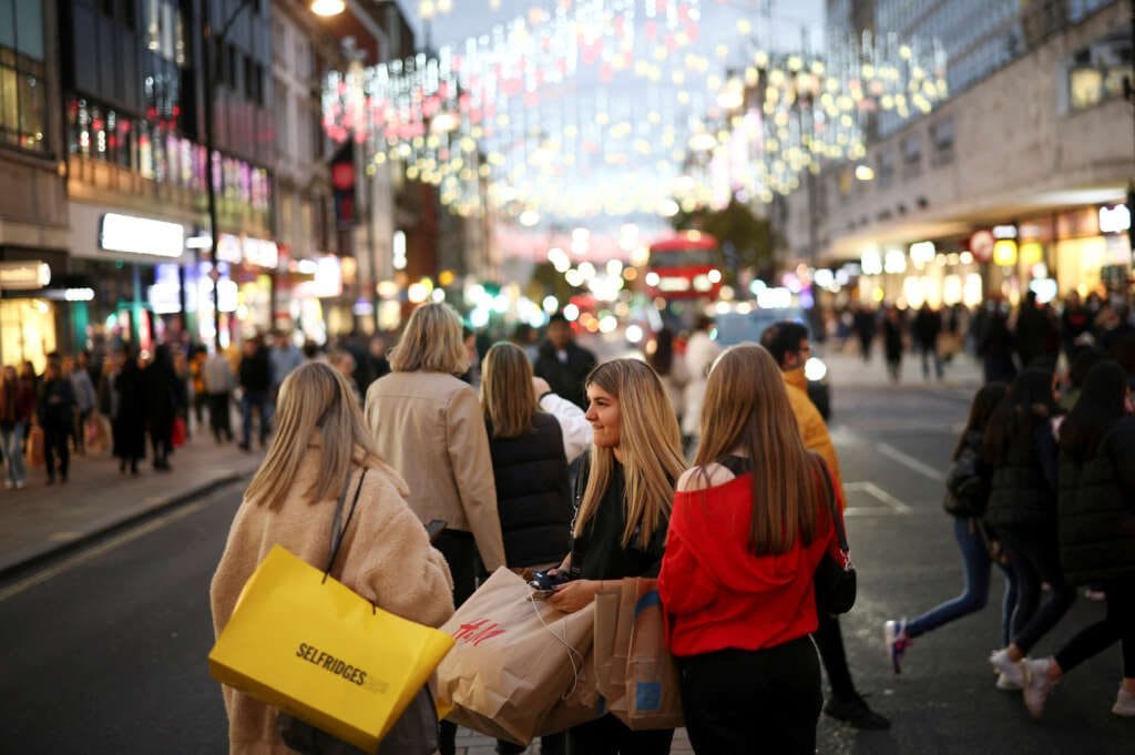 Over half of consumers consciously looking for ways to cut costs this Christmas, research finds