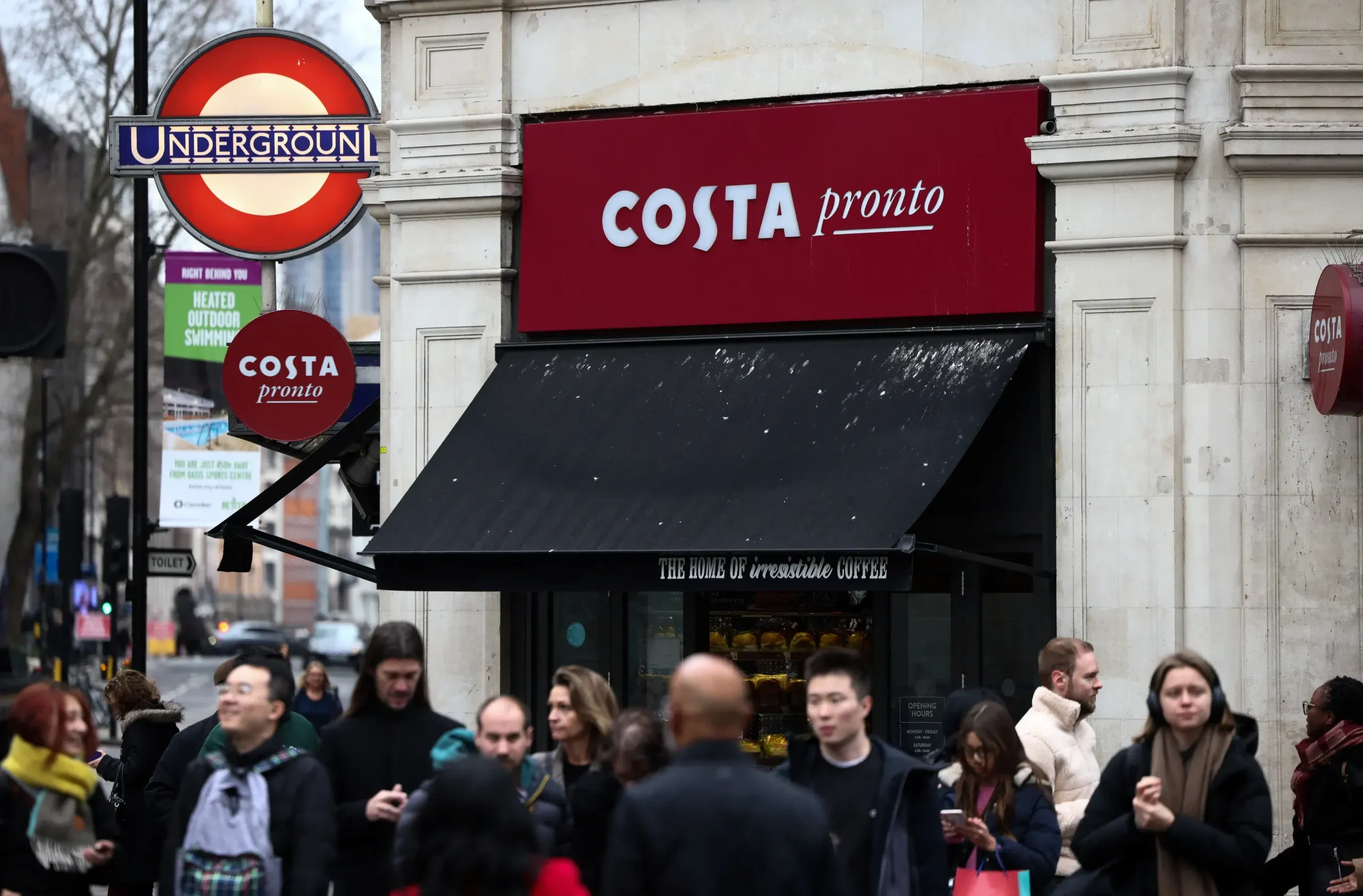UK&#8217;s Costa Coffee to give workers 9% pay rise
