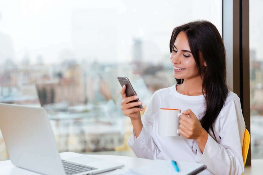 OVER TWO-FIFTHS OF EMPLOYEES USE EMOJIS IN THE WORKPLACE