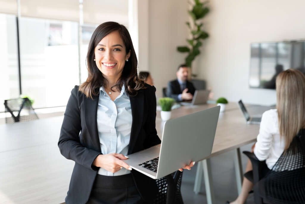 6 Key Themes All Business Leaders Need To Address In 2022