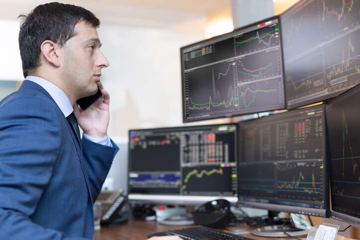 The different technical analysis tools used in stock trading